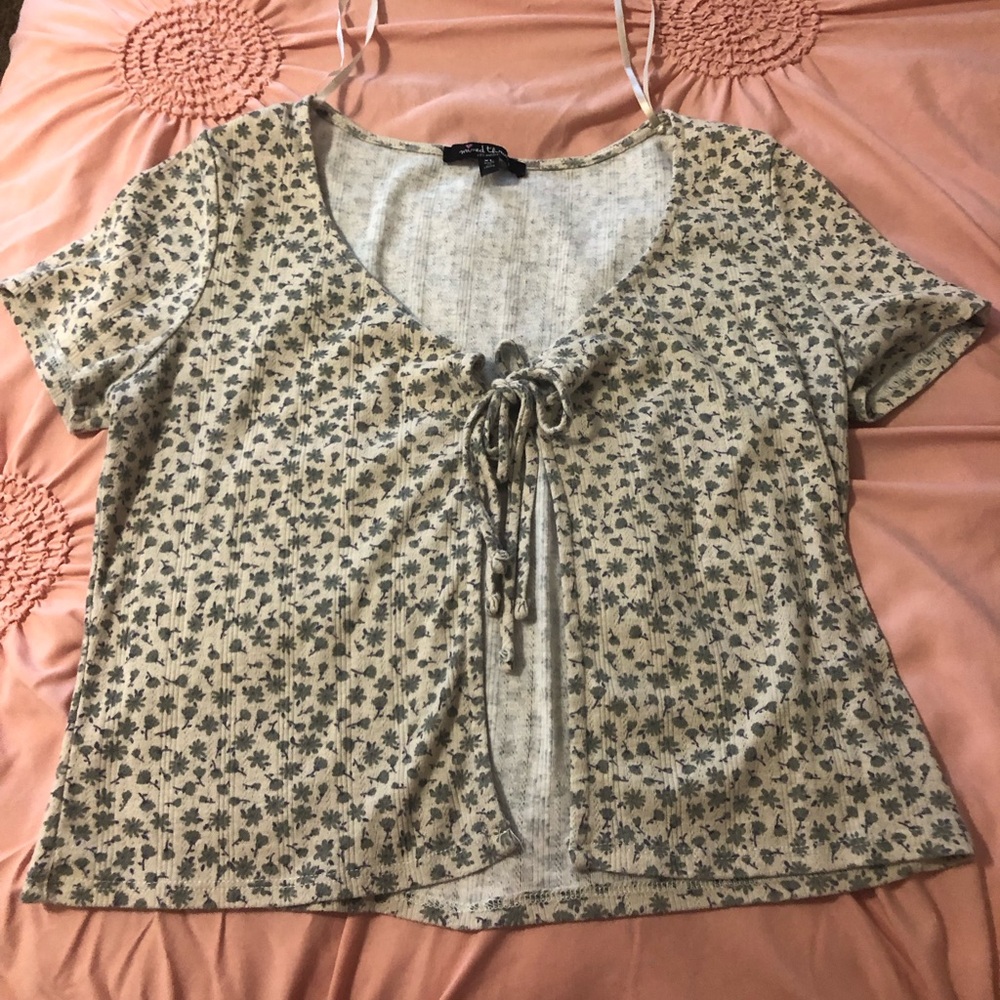 tie front floral top